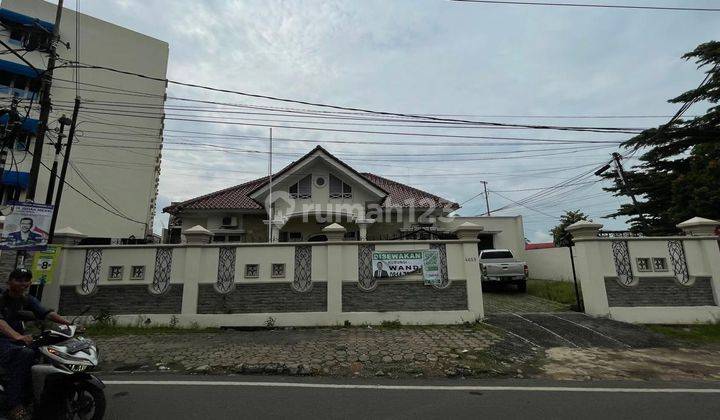 Disewakan Rumah Parkiran Bisa 8 Mobil, Tengah Kota Palembang, Jl Trikora, Ilir Barat 1, Palembang 1