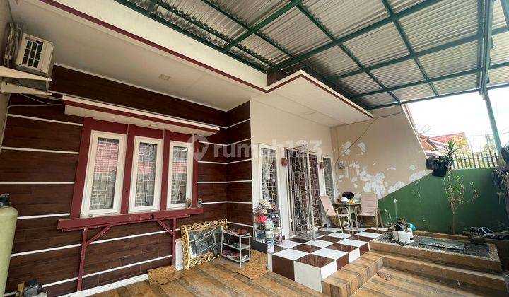 Disewakan Rumah Cakep Di Komplek Elit Jl Sebatok Taman Kenten, Ilir Timur 2, Palembang 2