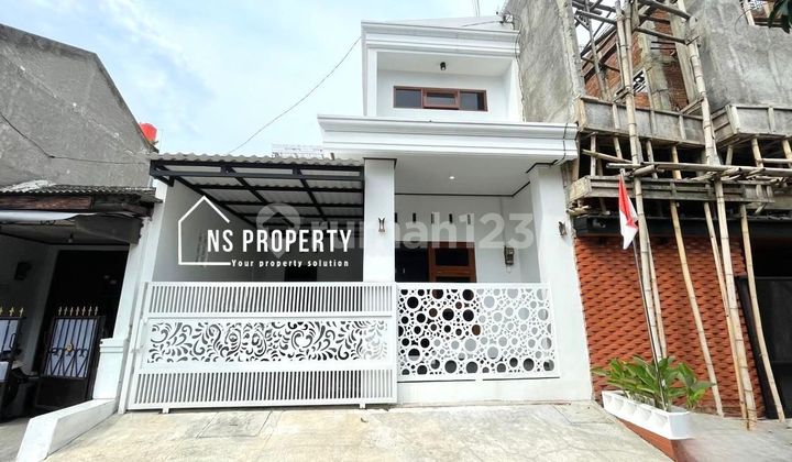 Rumah baru 2 lantai bolon colomadu dekat terminal kartasura