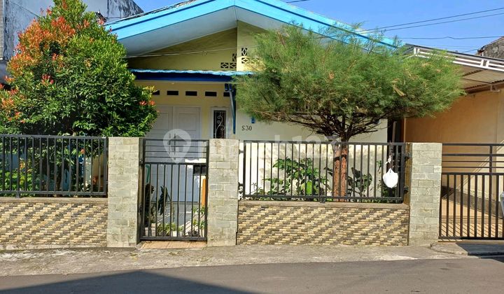 For Rent House In The Middle Of Palembang City