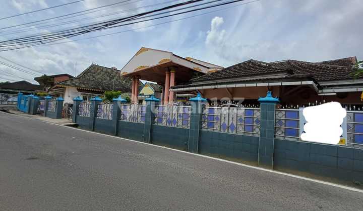 Dijual Cepat Rumah Mewah Luas Bonus Kolam Renang + 3 Unit Rumah Sewa di Ilir Barat 1 Palembang Dijual Cepat Rumah Mewah Luas Bonus Kolam Renang + 3 Unit Rumah Sewa di Ilir Barat 1 Palembang