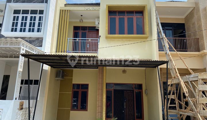 Di Jual Cepat Town House 2 Lantai Sangat Bagus Dan Terawat Lokasi Strategis Di Jl Macan Kumbang Palembang 2