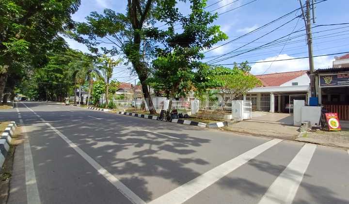 Dijual Rumah Besar Strategis - Pusat Kota Palembang (Talang Kerangga) 2