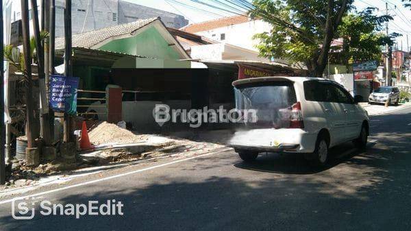 DIJUAL RUMAH SANGAT STRATEGIS PINGGIR JLN RAYA HARGA MSH BISA NEGO BISA UNTUK USAHA 2
