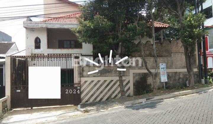 RUMAH STRATEGIS PINGGIR JALAN DEKAT PASAR 1