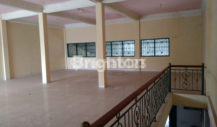 DISEWAKAN RUKO PINGGIR JALAN SANGAT STRATEGIS 2