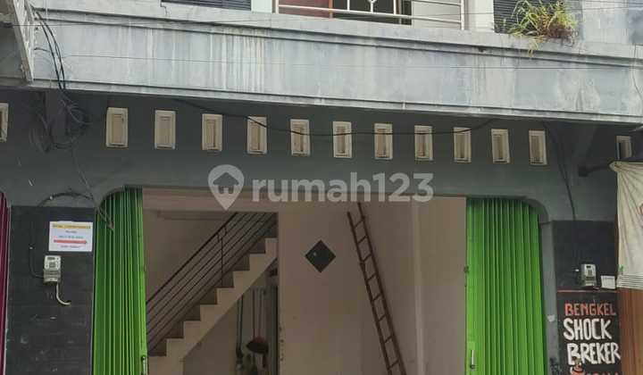 Disewakan Ruko 2 Lantai Kondisi Bagus Disewakan Ruko 2 Lantai Kondisi Bagus