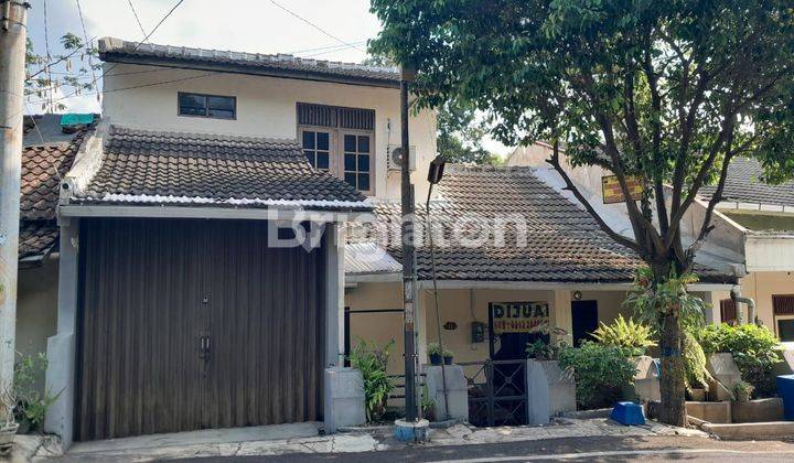 DIJUAL RUMAH DITENGGER JUAL RUMAH  HITUNG TANAH