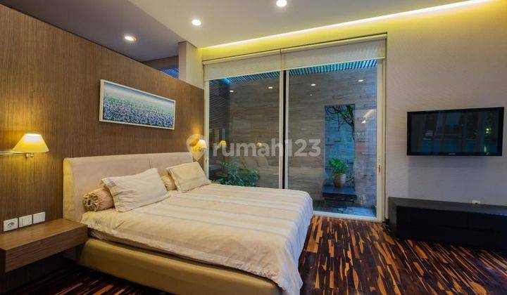 Hot Deal Rumah Mewah Exclusive Taman Golf Karawaci 2