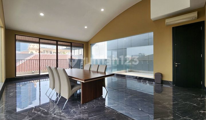 Hot Deal Luxury House Exclusive Area PIK 2