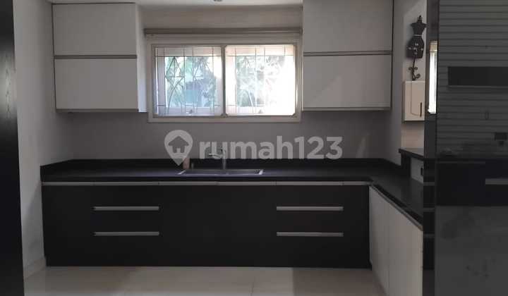 Hot Deal Rumah Townhouse Taman Mediterania Resort Pik 2