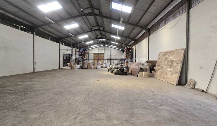 Hot Deal Warehouse 1 Ha Cikokol