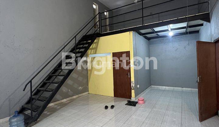 SPACIOUS WAREHOUSE IN MUDING AREA