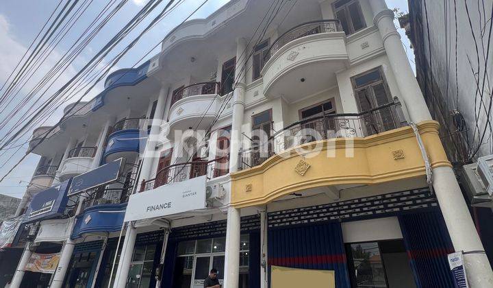 DISEWAKAN RUKO 3 LANTAI DI JALAN UTAMA PUSAT KOTA ERLANGGA GIANYAR 1