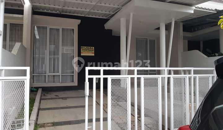 Ready-to-Live Comfortable Green House in Bukit Cimanggu City Bogor 2