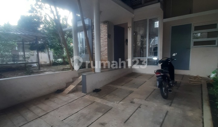 FOR RENT Spacious and Comfortable Hook House in Bukit Cimanggu City, Bogor FOR RENT Spacious and Comfortable Hook House in Bukit Cimanggu City, Bogor
