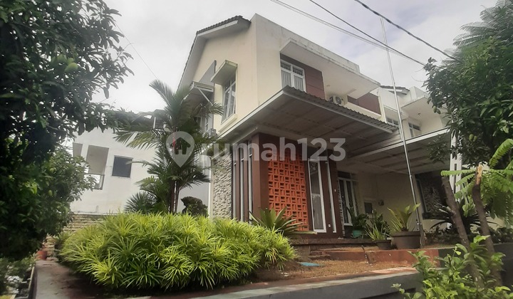 Rumah Hook Cantik di Bukit Cimanggu City Bogor 