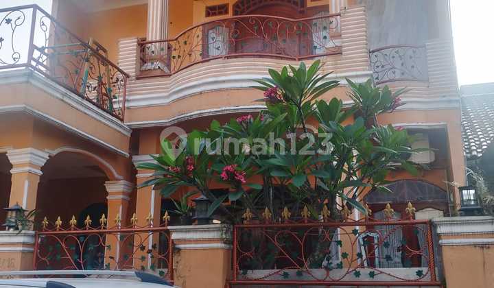 2-Story Ready-to-Occupy House in Bukit Cimanggu City, Bogor 2-Story Ready-to-Occupy House in Bukit Cimanggu City, Bogor