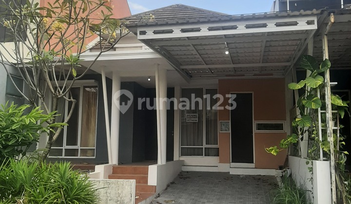 Rumah Bagus di Lokasi Strategis Bukit Cimanggu City Bogor Rumah Bagus di Lokasi Strategis Bukit Cimanggu City Bogor