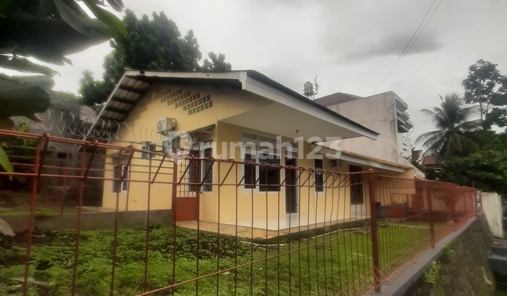 Disewa Rumah Bagus Lokasi Tengah Kota Baranangsiang Bogor