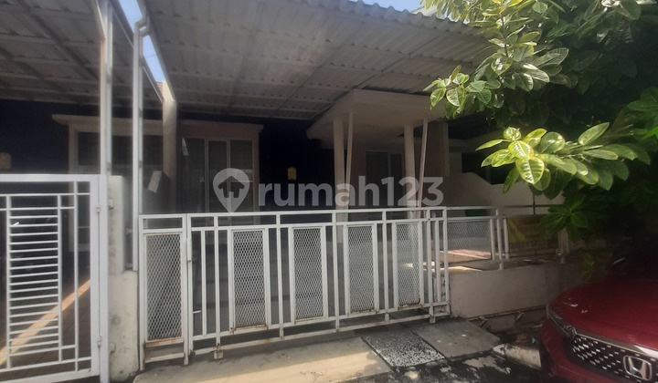 Rumah Siap Huni Nyaman Asri di Bukit Cimanggu City Bogor Rumah Siap Huni Nyaman Asri di Bukit Cimanggu City Bogor