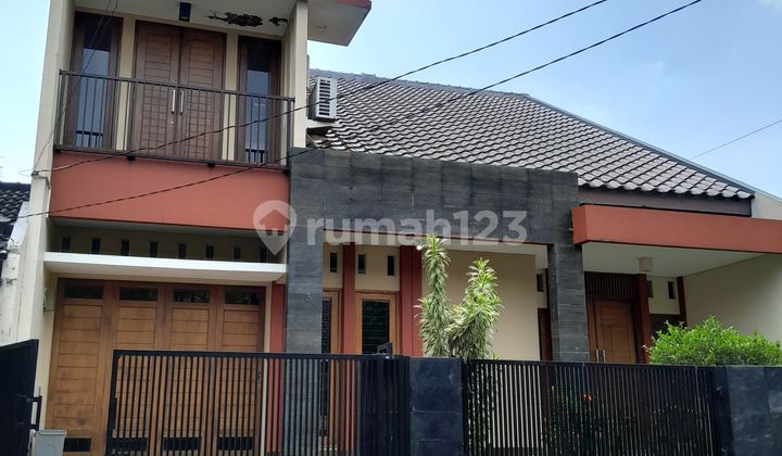 DISEWA Rumah Bagus Siap Huni Tengah Kota Barangnangsiang Bogor DISEWA Rumah Bagus Siap Huni Tengah Kota Barangnangsiang Bogor