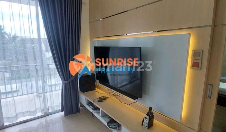 Beautiful House in the City Center. Clean, Comfortable, Nice. Beautiful House in the City Center. Clean, Comfortable, Nice.