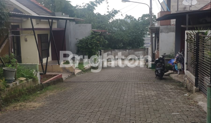 RUMAH DALAM CLUSTER AMAN SERTIFIKAT HAK MILIK RUMAH DALAM CLUSTER AMAN SERTIFIKAT HAK MILIK