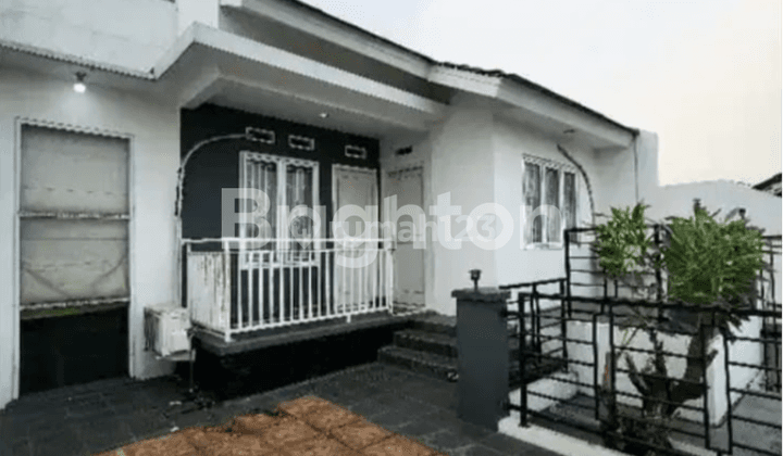 RUMAH 2 LANTAI SEMI FURNISHED NYAMAN AMAN 1