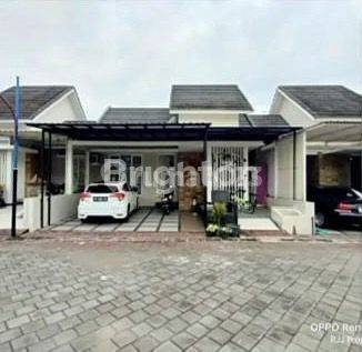 RUMAH MODERN SIAP HUNI 1