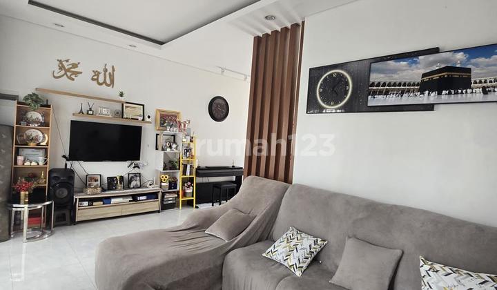 1-Story House in Petukangan, South Jakarta, Good Condition Ready to Occupy 2