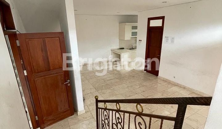 RUMAH 2 LANTAI RADIO DALAM JAKSEL SEMI FURNISHED SIAP HUNI STRATEGIS 2