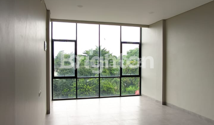 RUKO 3.5 LANTAI DI SAWANGAN STRATEGIS UNTUK INVESTASI USAHA SISA 5 UNIT