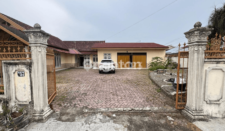 TANAH PLUS BANGUNAN MEDAN AREA INVESTASI UNTUNG LOKASI STRATEGIS BEBAS BANJIR 2