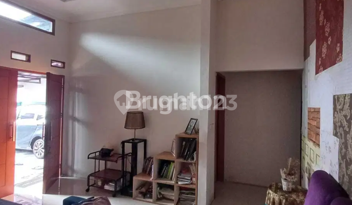 Spacious House in Limo Depok, Ready to Live In, Green, Comfortable, Strategic Location, Flood-Free. 2