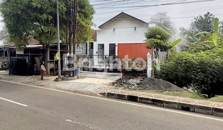 TEMPAT USAHA RUKO GUDANG TAPOS DEPOK TANPA SEKAT PARKIR LUAS STRATEGIS 1