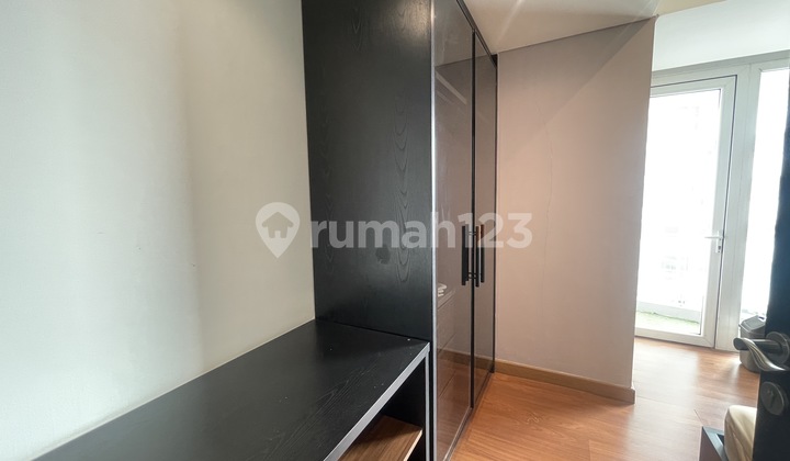 For Rent Apartemen Royale Springhillidence 3 Bedroom, Good Furnished Already Renovated Ready To Move In 2