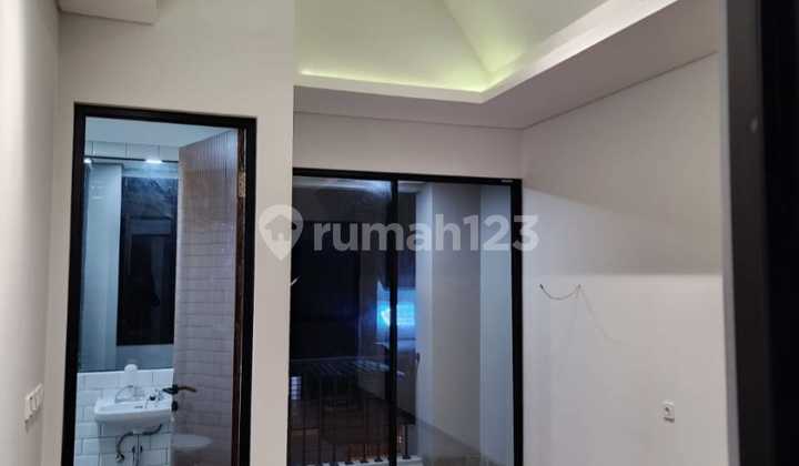 Dijual Cepat Rumah Bagus Brand New Rumah Bsd Griya Loka Sektor Tangerang Selatan Ada 2 Unit Rumah Baru Dijual Cepat Rumah Bagus Brand New Rumah Bsd Griya Loka Sektor Tangerang Selatan Ada 2 Unit Rumah Baru