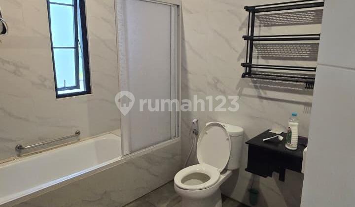 For Quick Sale: Alam Sutera Tangerang House, Strategic Location 2