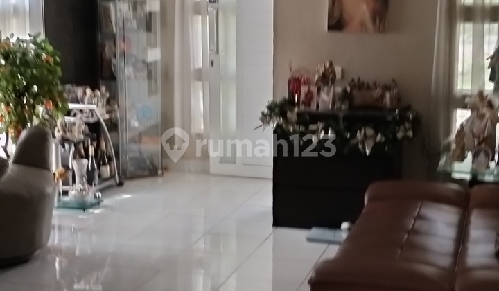 For Sale: Hook House in Gading Serpong, Pondok Hijau Golf