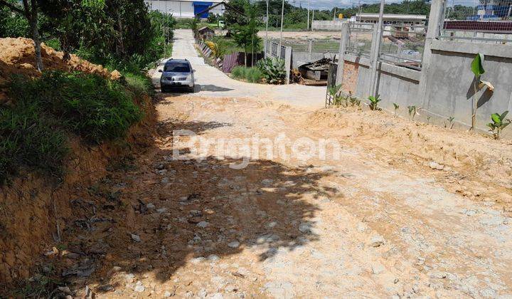 KAN TANAH/LAHAN PINGGIR JALAN POROS KARIANGAU COCOK DIBUAT GUDANG, WORKSHOP DAN USAHA LAINNYA 1