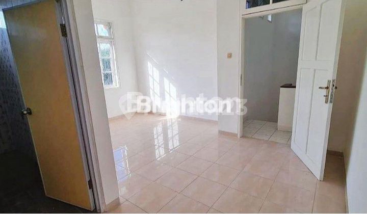DISEWAKAN RUMAH 2 LANTAI DESAIN MINIMALIS LOKASI BALIKPAPAN BARU HARGA NEGO 2