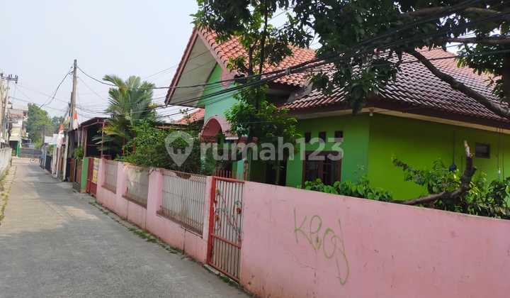 Rumah Nyaman Luas Tanah 339m2 Dekat Kampus Universitas Indonesia 2