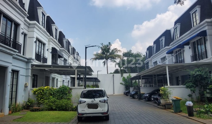 Rumah Cluster Siap Huni 3 Lantai Area Kemang Jakarta Selatan