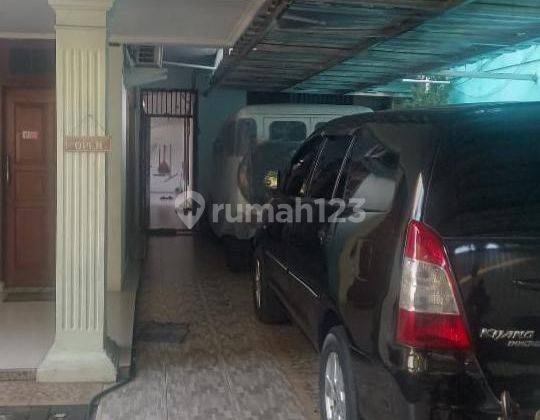 Rumah Komersial Kost di Jalan Raya Pengadegan Selatan 2