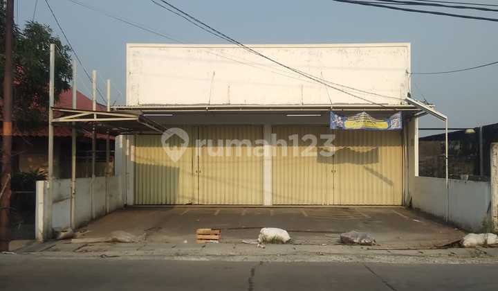 Toko Ex-minimart Luas Tanah 456m2 Dekat Bandara Soetta