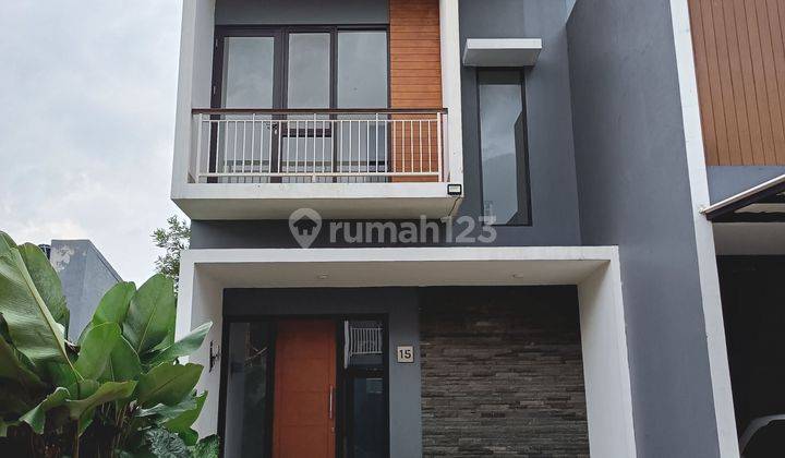 Dijual Rumah Siap Huni 2 Lantai Dekat Pintu Masuk Tol Pamulang 2