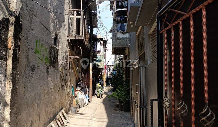Dijual Rumah Tinggal Di Kemayoran Cocok Untuk Bangun Kontrakan Lokasi Depan Gang 2