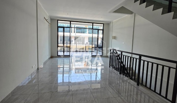Disewakan Ruko 3 Lantai di Ruko Crystal Summarecon Bekasi