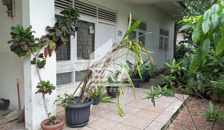 Dijual Cepat Rumah di Pinggir Jalan Juanda Bekasi 2